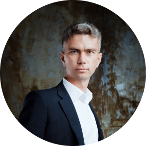 ДЕНИС ОВЧАРОВ