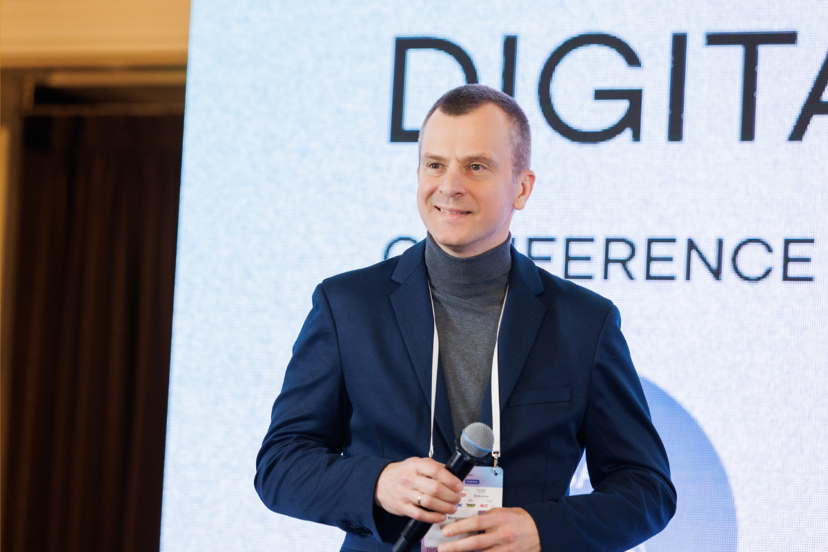 Кредит у картці замість інтеграцій з ритейлом: Володимир Довгаль розповів на FinRetail 2026 про досвід pluscard